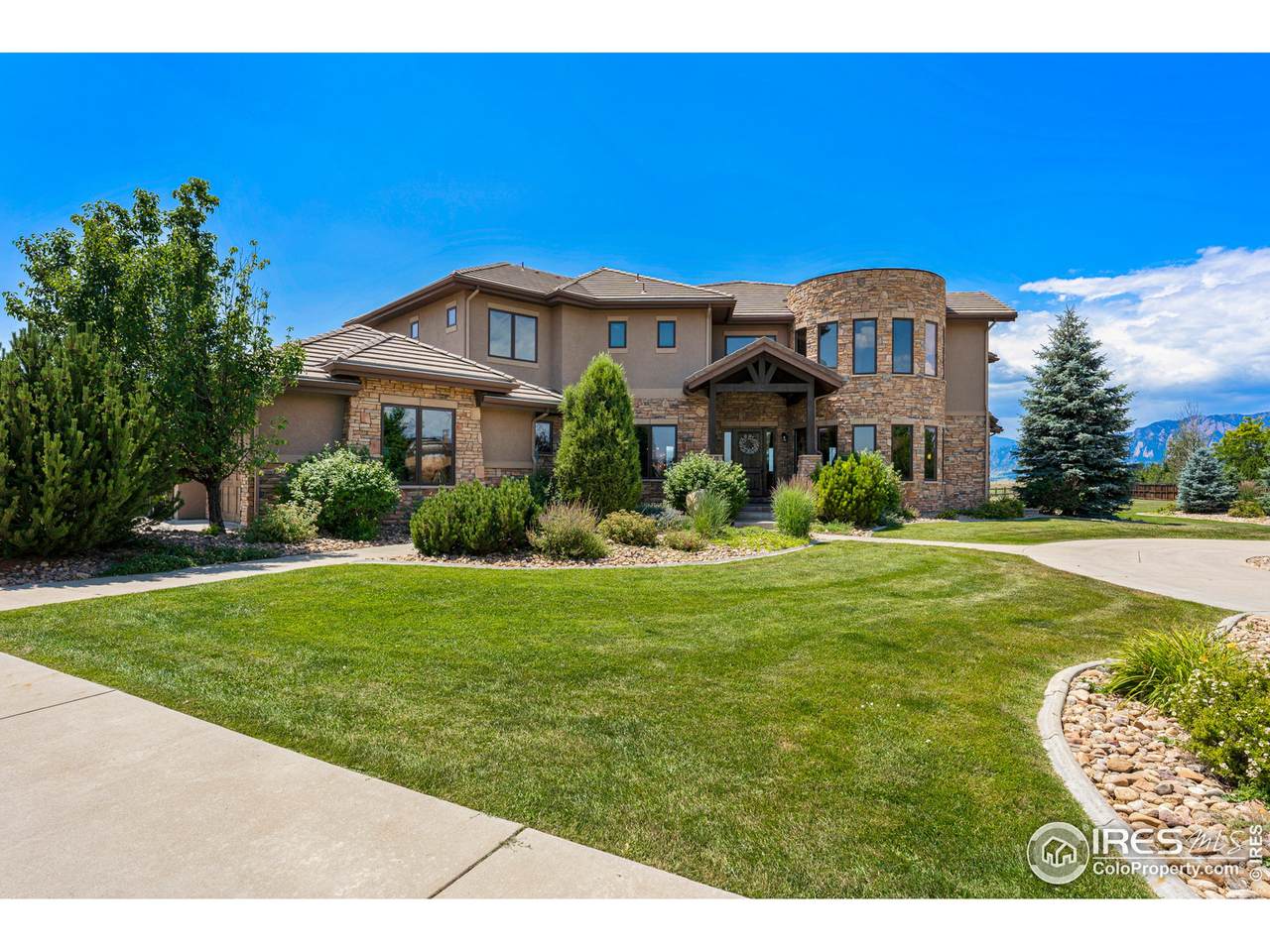 7534 Skyway Ct - Photo 1