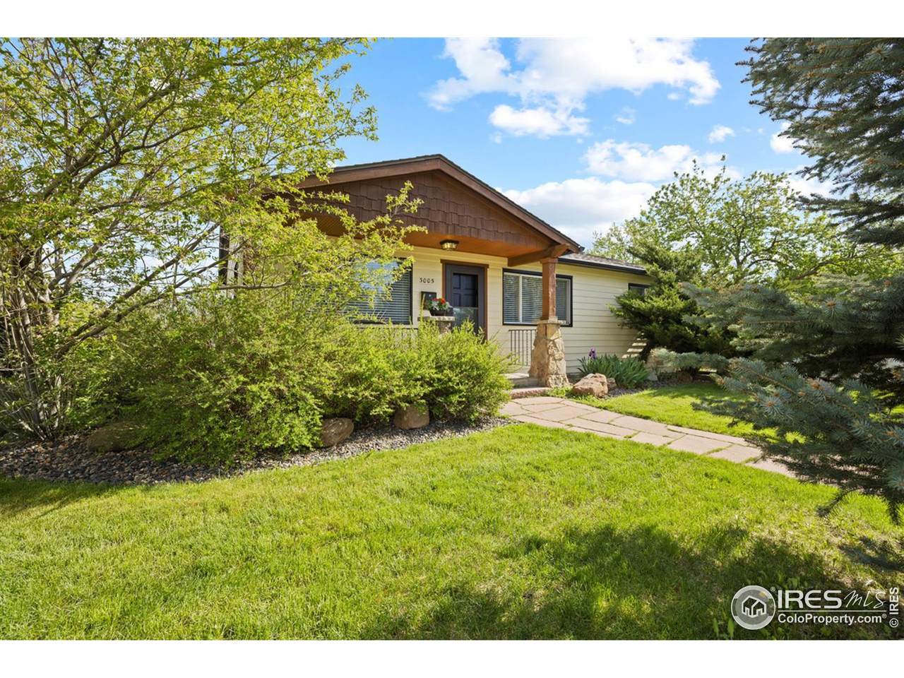 3005 Aurora Ave - Photo 1