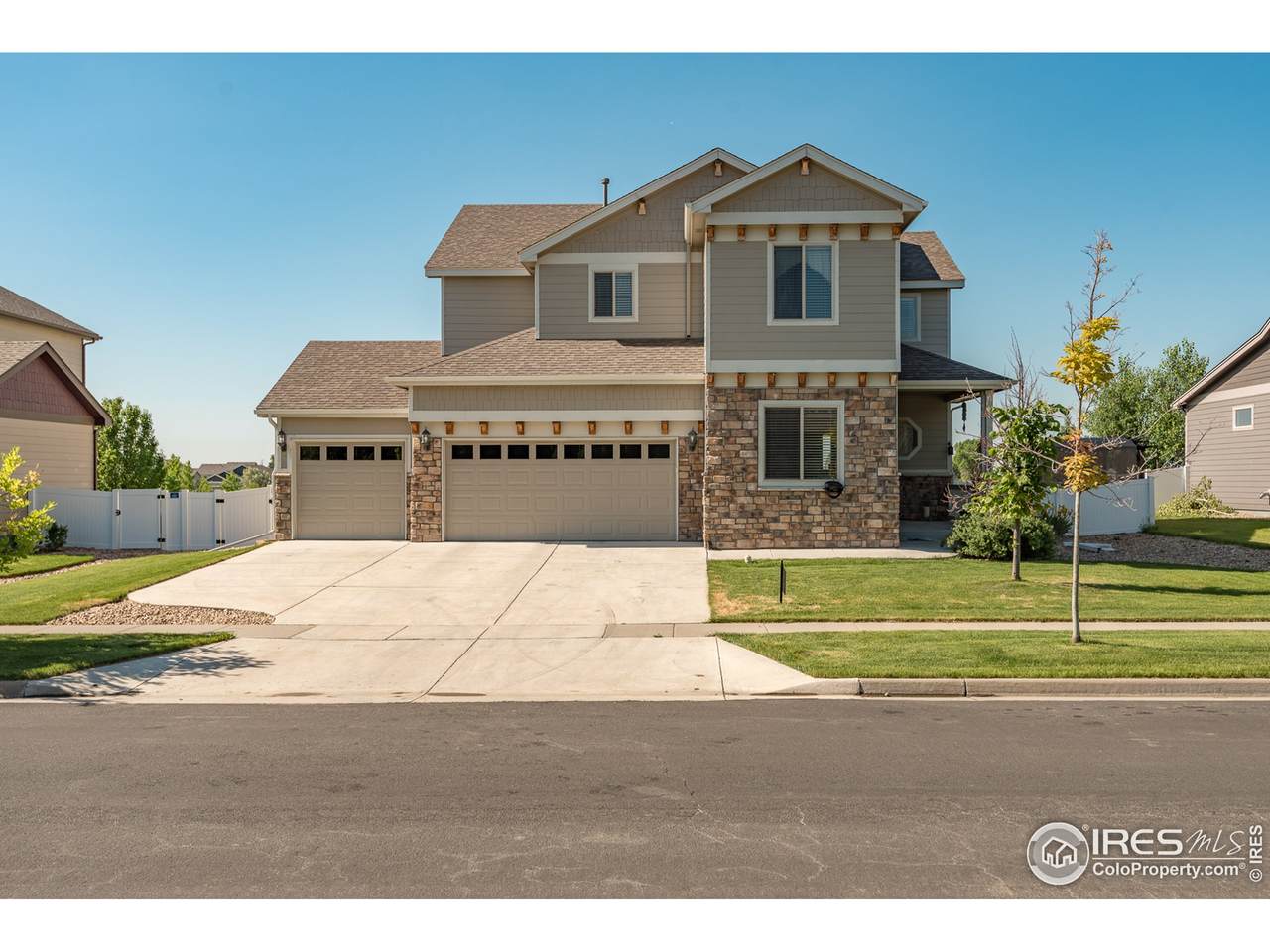 1705 Wales Dr - Photo 1