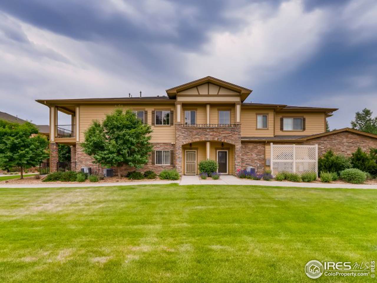 11351 Xavier Dr - Photo 1