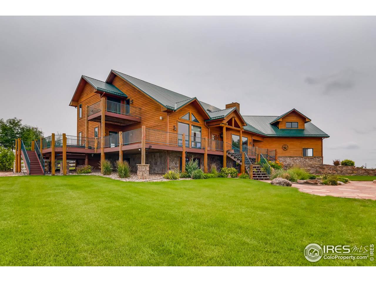 40102 Skylark Dr - Photo 1
