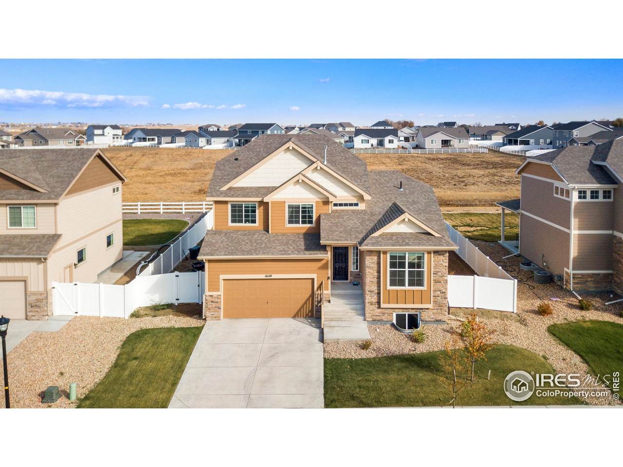 1640 Shoreview Pkwy - Photo 1