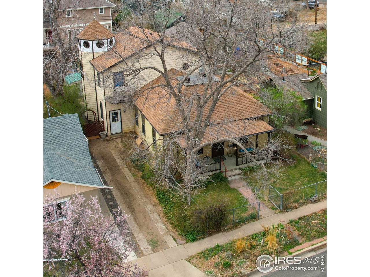 306 Cannon St - Photo 1