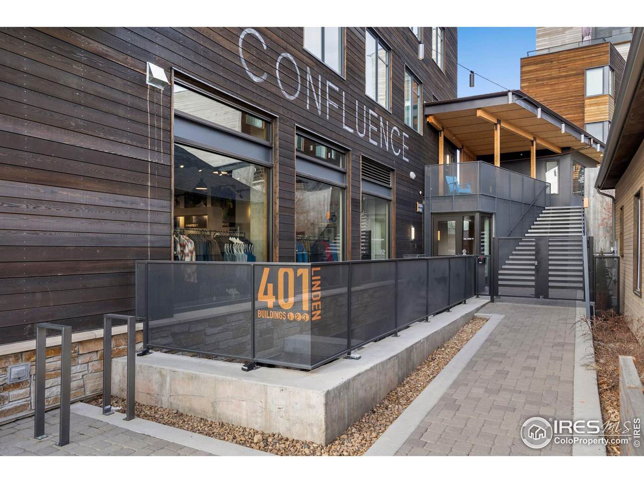 401 Linden St - Photo 1