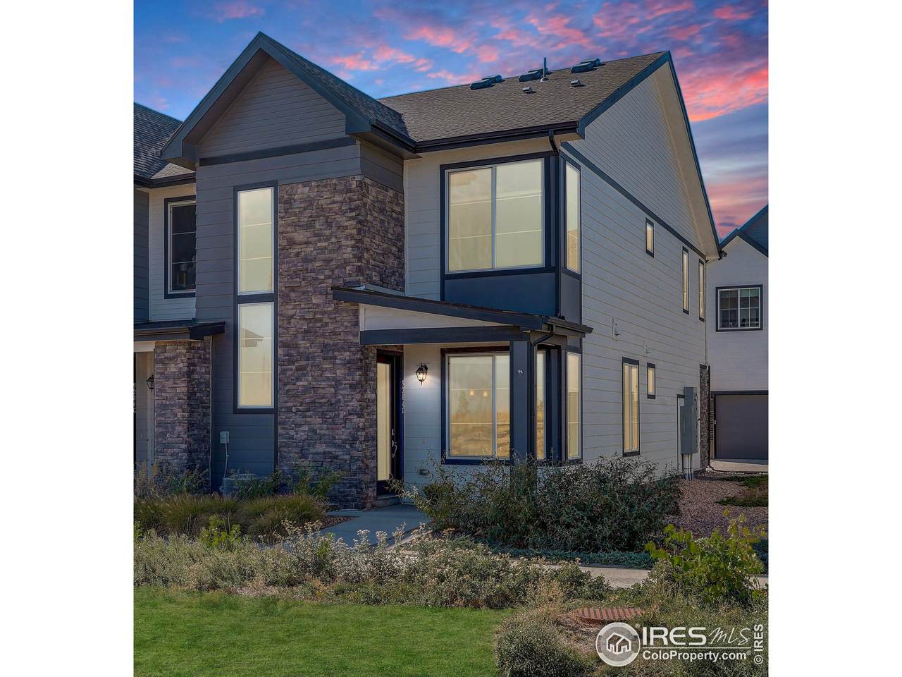 9284 Gore St - Photo 1