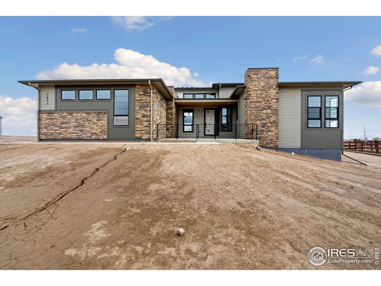 1877 Spring Bloom Dr - Photo 1