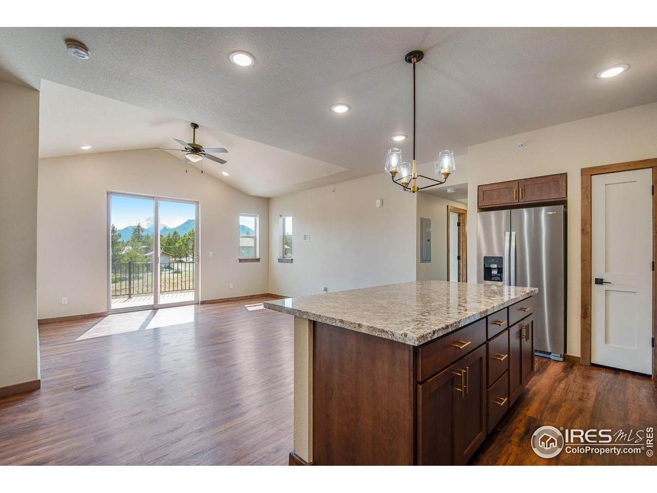 1802 Wildfire Rd - Photo 1