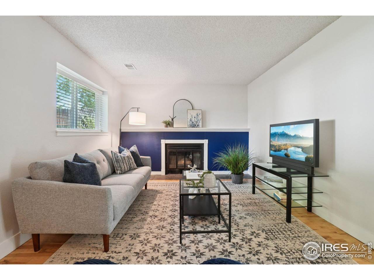 641 Dahlia St - Photo 1