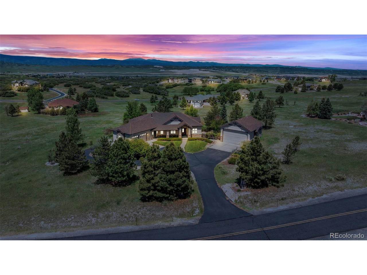 3535 Medallion Rd - Photo 1