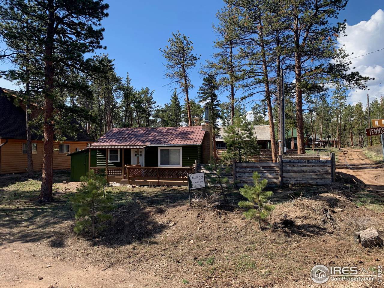 67 Tennis Dr - Photo 1