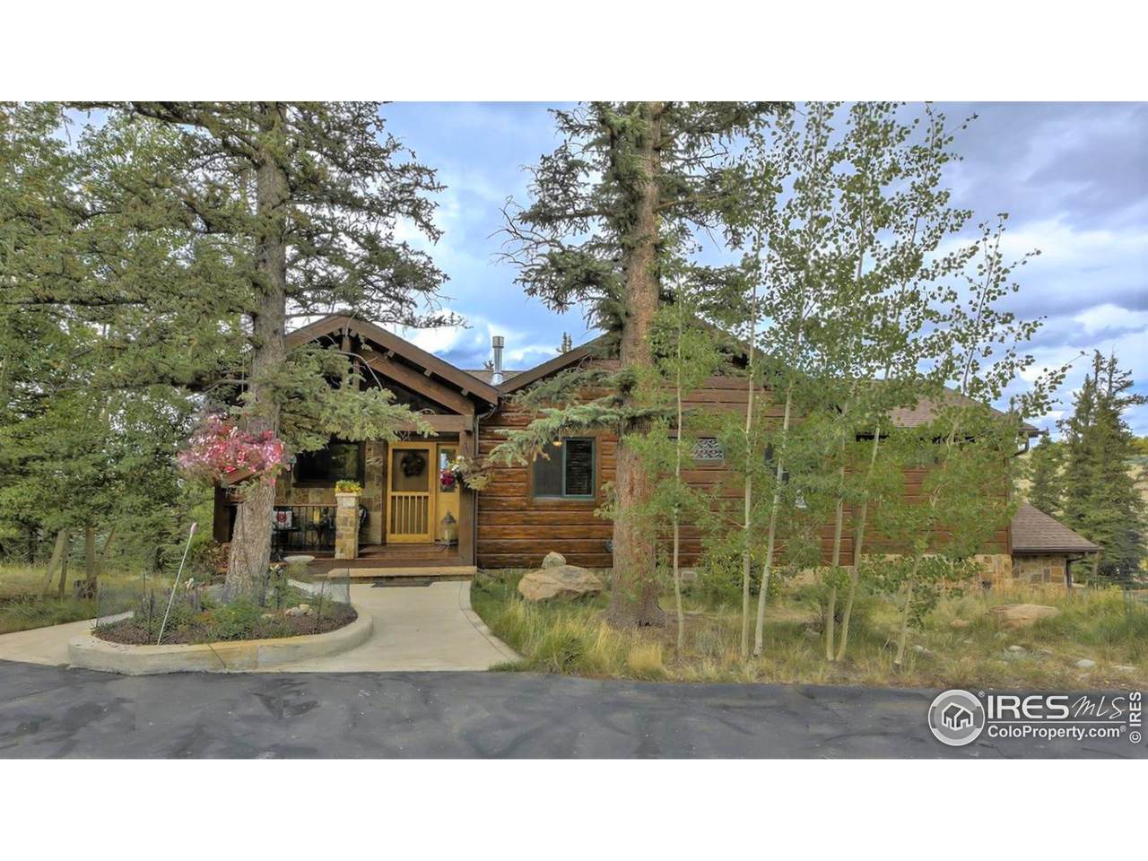 387 Wampum Ln - Photo 1