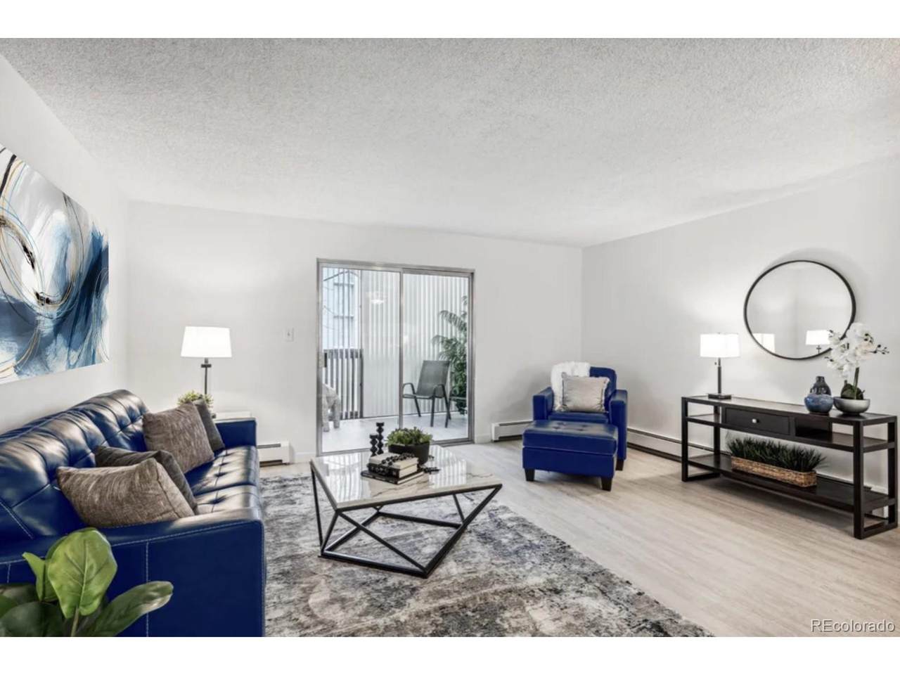 3470 Poplar St - Photo 1