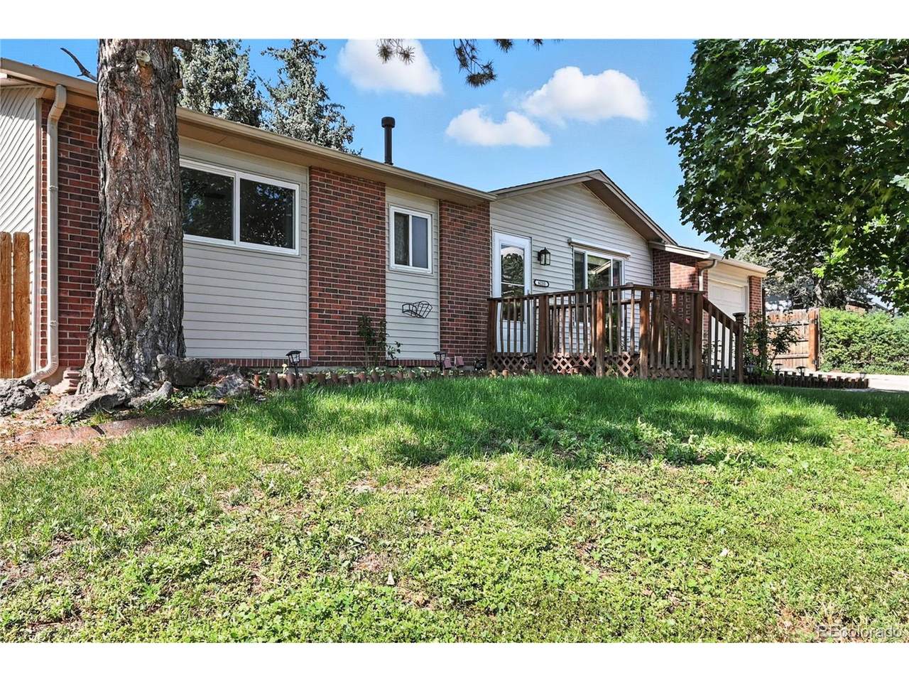 6233 75th Ave - Photo 1