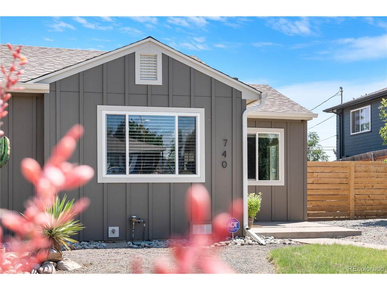 740 Shoshone St - Photo 1