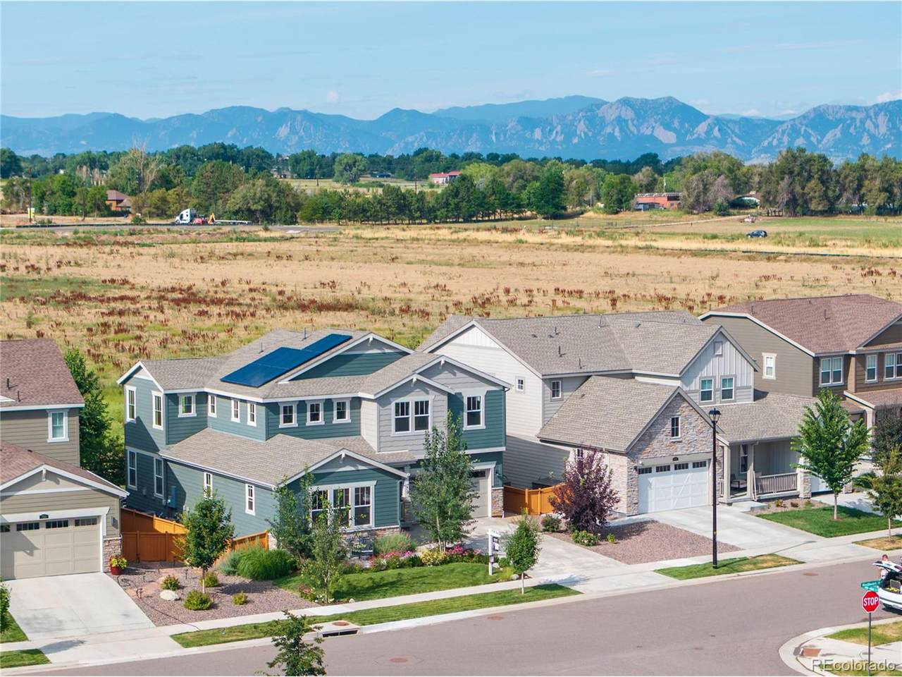 800 Meadowlark Dr - Photo 1