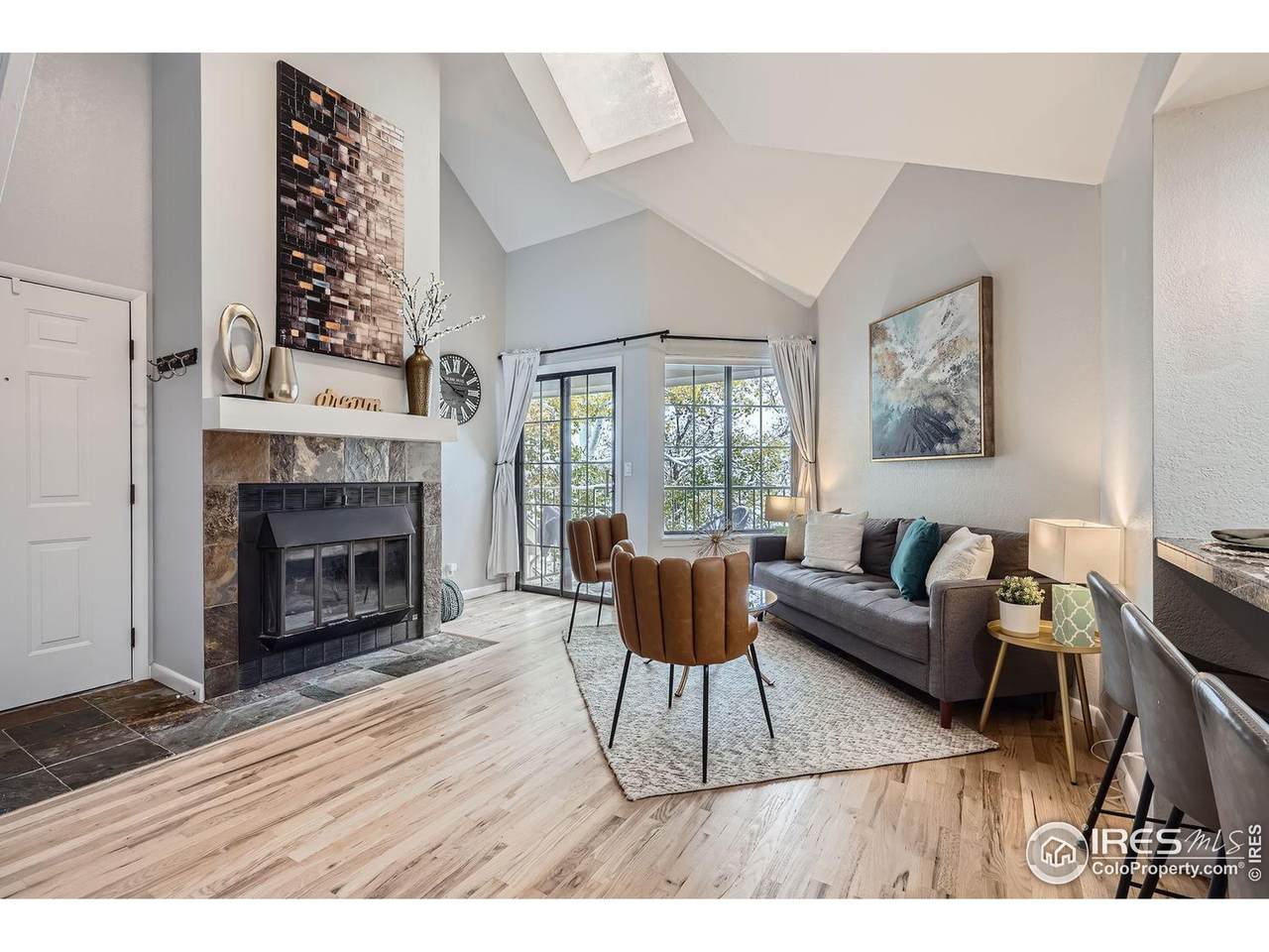 5920 Gunbarrel Ave - Photo 1