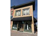261 Linden St - Photo 3