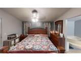 804 Warren St - Photo 9