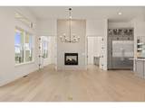 1818 Windfall Dr - Photo 17