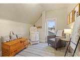 322 Maple Ave - Photo 17