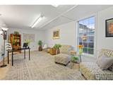 322 Maple Ave - Photo 18