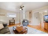 322 Maple Ave - Photo 4