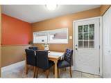 322 Maple Ave - Photo 9