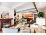 415 Howes St - Photo 1