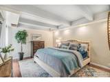 415 Howes St - Photo 12
