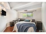 415 Howes St - Photo 15
