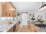 1320 Lory St - Photo 10