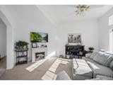 925 Falcon Ridge Ct - Photo 6