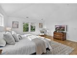 1095 Terrace Cir - Photo 17