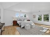 1095 Terrace Cir - Photo 18