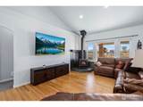 20201 Leola Way - Photo 5