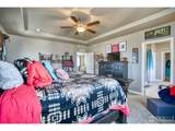 810 Ranchhand Dr - Photo 19