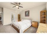 1888 Vista Plaza St - Photo 16