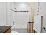 1310 Rosewood Ave - Photo 26