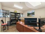 5740 Boeing Dr - Photo 16
