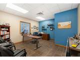 5740 Boeing Dr - Photo 22