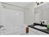 2992 Shadow Creek Dr - Photo 21
