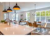 110 Emma St - Photo 10