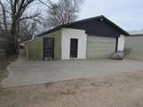 830 15th St - Photo 4