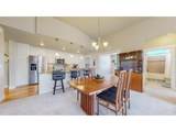 2715 Iowa Dr - Photo 8