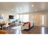 3044 Comet St - Photo 17