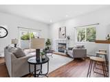 2025 Mathews St - Photo 15