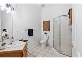 2025 Mathews St - Photo 32