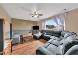 425 Gayle St - Photo 3