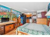 789 Clarkson St - Photo 6