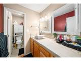 809 Drake Rd - Photo 17